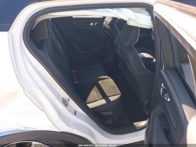 Volvo Xc40 Recharge Pure Electric Plus 2024 YV4EH3HL4R2266991 Image 8