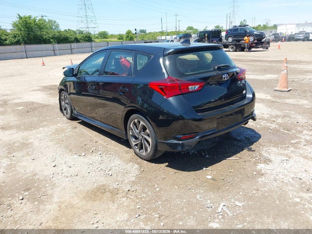 45081833 :رقم المزاد ، JTNKARJE9JJ557212 vin ، 2018 Toyota Corolla Im مزاد بيع