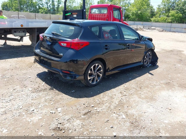 45081833 :رقم المزاد ، JTNKARJE9JJ557212 vin ، 2018 Toyota Corolla Im مزاد بيع