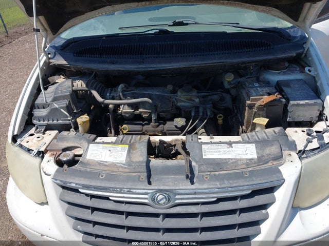 45081835 :رقم المزاد ، 2C4GP44RX5R532489 vin ، 2005 Chrysler Town & Country Lx مزاد بيع