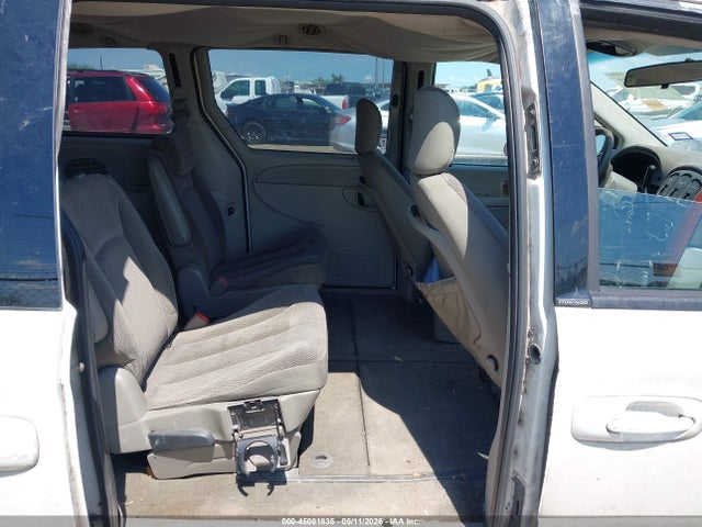 45081835 :رقم المزاد ، 2C4GP44RX5R532489 vin ، 2005 Chrysler Town & Country Lx مزاد بيع