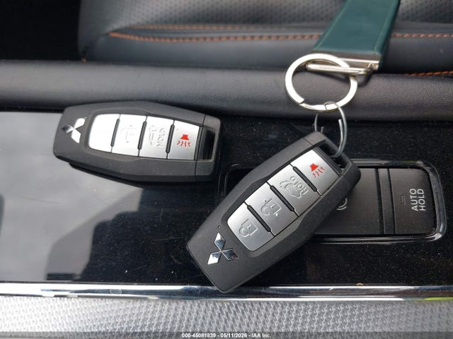 2024 Mitsubishi Outlander Sel 2.5 S-awc მანქანა იყიდება აუქციონზე, vin: JA4J4WA83RZ004594, აუქციონის ნომერი: 45081839
