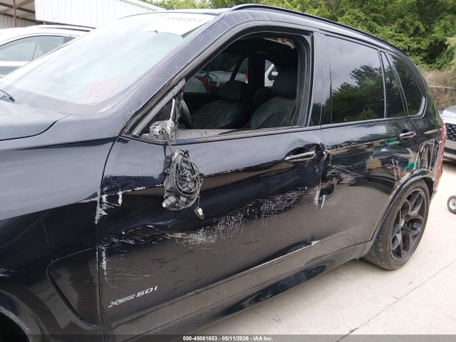 45081853 :رقم المزاد ، 5UXKR6C53F0J77416 vin ، 2015 Bmw X5 Xdrive50i مزاد بيع