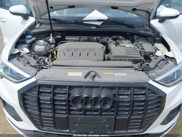 45081858 :رقم المزاد ، WA1AUCF31R1101402 vin ، 2024 Audi Q3 Premium 40 Tfsi Quattro Tiptronic مزاد بيع