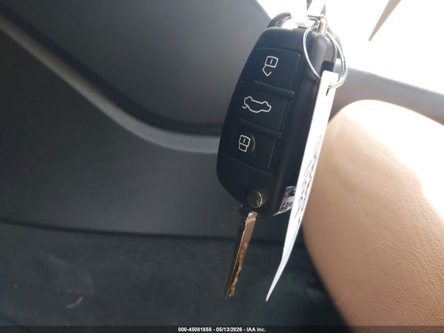 45081858 :رقم المزاد ، WA1AUCF31R1101402 vin ، 2024 Audi Q3 Premium 40 Tfsi Quattro Tiptronic مزاد بيع