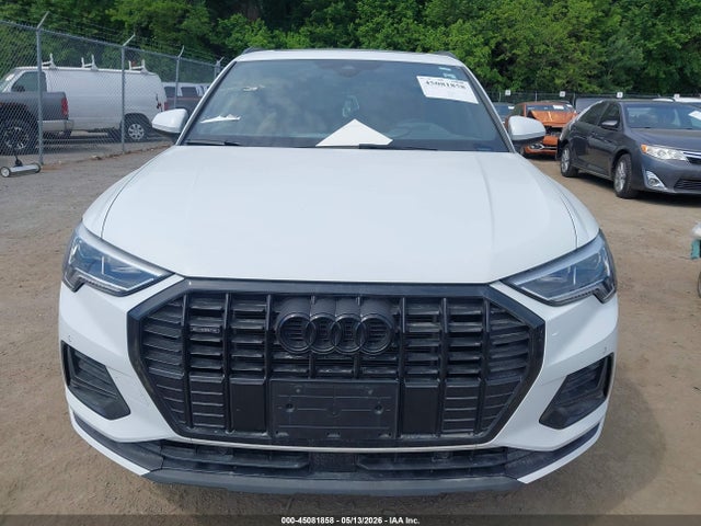 45081858 :رقم المزاد ، WA1AUCF31R1101402 vin ، 2024 Audi Q3 Premium 40 Tfsi Quattro Tiptronic مزاد بيع
