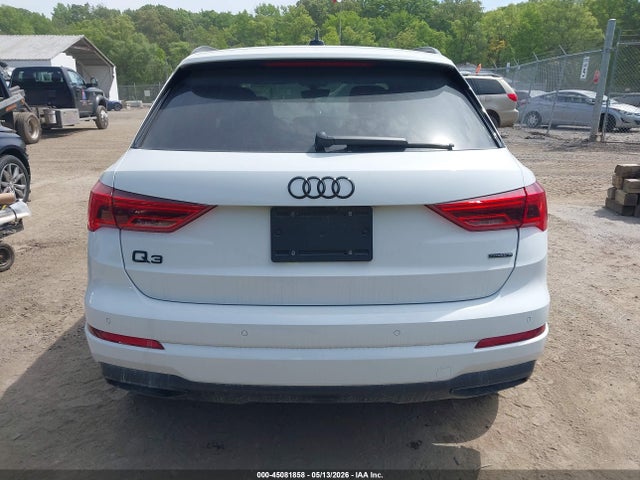 45081858 :رقم المزاد ، WA1AUCF31R1101402 vin ، 2024 Audi Q3 Premium 40 Tfsi Quattro Tiptronic مزاد بيع