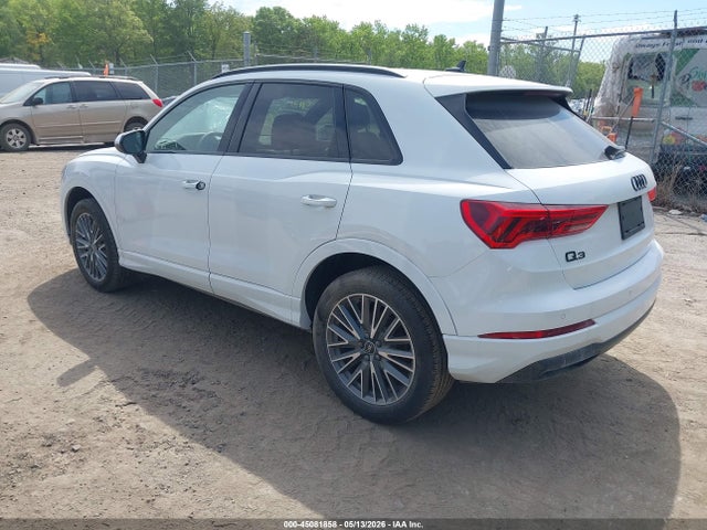 45081858 :رقم المزاد ، WA1AUCF31R1101402 vin ، 2024 Audi Q3 Premium 40 Tfsi Quattro Tiptronic مزاد بيع