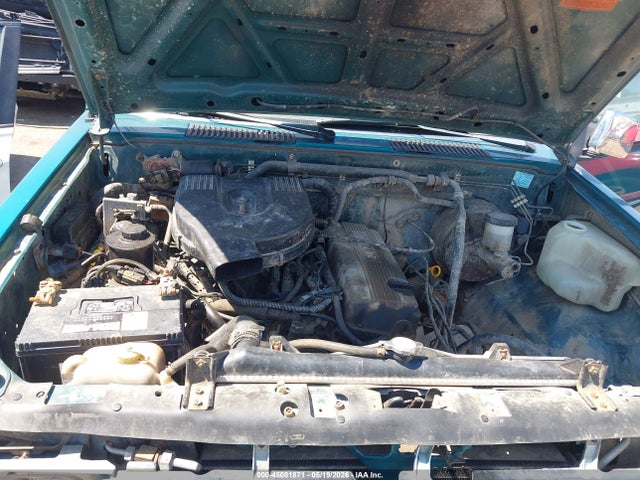 45081871 :رقم المزاد ، 1N6SD11Y4VC358857 vin ، 1997 Nissan 4x4 Truck Xe مزاد بيع