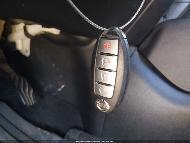 45081886 :رقم المزاد ، JN8AT2MT7HW400081 vin ، 2017 Nissan Rogue Sv مزاد بيع