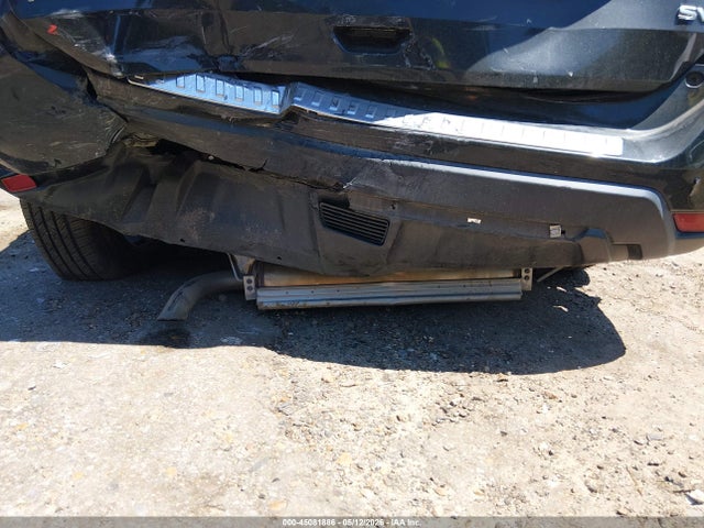 45081886 :رقم المزاد ، JN8AT2MT7HW400081 vin ، 2017 Nissan Rogue Sv مزاد بيع