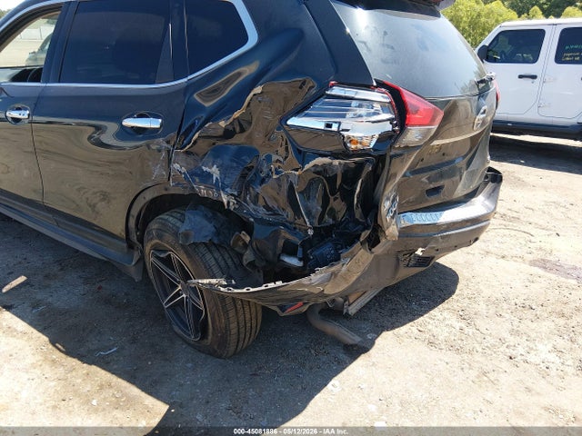 45081886 :رقم المزاد ، JN8AT2MT7HW400081 vin ، 2017 Nissan Rogue Sv مزاد بيع