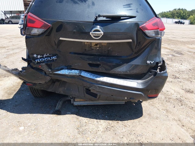 45081886 :رقم المزاد ، JN8AT2MT7HW400081 vin ، 2017 Nissan Rogue Sv مزاد بيع