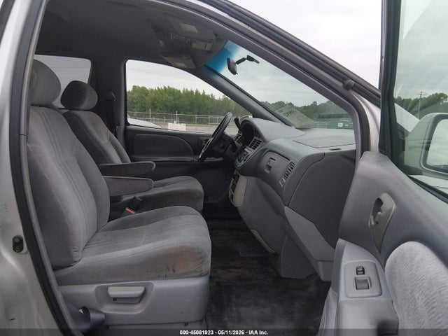 2002 Toyota Sienna Le მანქანა იყიდება აუქციონზე, vin: 4T3ZF13C72U499413, აუქციონის ნომერი: 45081923
