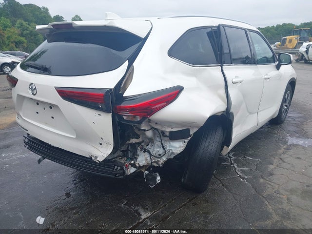 Продажа на аукционе авто 2021 Toyota Highlander Xle, vin: 5TDGZRAH8MS046613, номер лота: 45081974