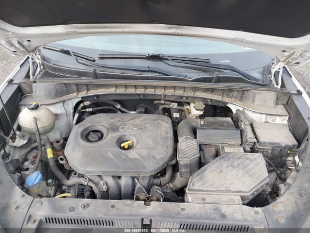 KM8J3CA49JU774767 Hyundai Tucson Sel Plus