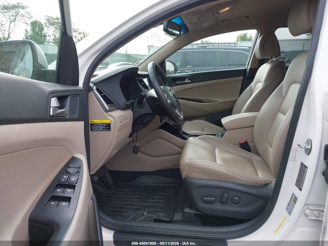 KM8J3CA49JU774767 Hyundai Tucson Sel Plus