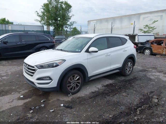 KM8J3CA49JU774767 Hyundai Tucson Sel Plus