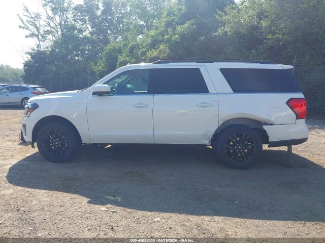 Продажа на аукционе авто 2024 Ford Expedition Xlt Max, vin: 1FMJK1J85REA94834, номер лота: 45082000