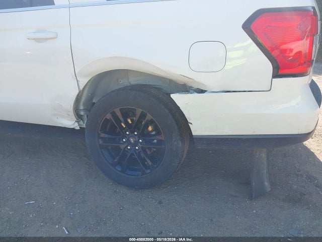 Продажа на аукционе авто 2024 Ford Expedition Xlt Max, vin: 1FMJK1J85REA94834, номер лота: 45082000