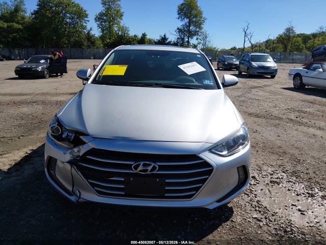 Продаж на аукціоні авто 2018 Hyundai Elantra Value Edition, vin: 5NPD84LF9JH376086, номер лоту: 45082007