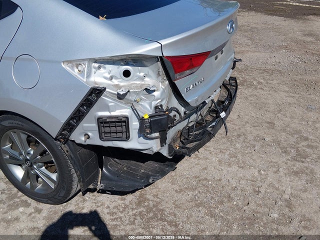 Продаж на аукціоні авто 2018 Hyundai Elantra Value Edition, vin: 5NPD84LF9JH376086, номер лоту: 45082007