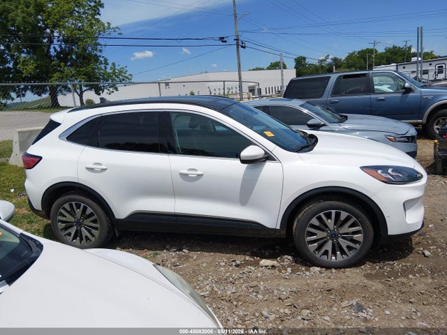 Продаж на аукціоні авто 2021 Ford Escape Titanium, vin: 1FMCU9J97MUB20049, номер лоту: 45082008