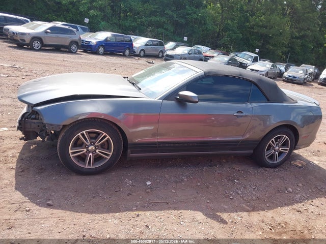 Продажа на аукционе авто 2013 Ford Mustang V6 Premium, vin: 1ZVBP8EM5D5239578, номер лота: 45082017