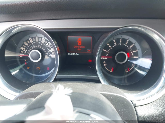 Продажа на аукционе авто 2013 Ford Mustang V6 Premium, vin: 1ZVBP8EM5D5239578, номер лота: 45082017