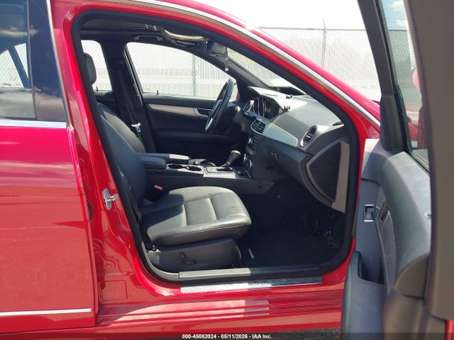 45082024 :رقم المزاد ، WDDGF4HB2DR278724 vin ، 2013 Mercedes-benz C 250 Sport مزاد بيع