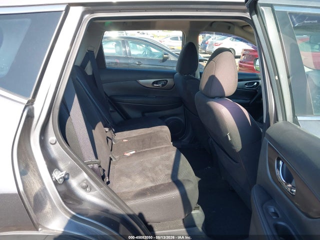 2015 Nissan Rogue S მანქანა იყიდება აუქციონზე, vin: KNMAT2MT7FP528999, აუქციონის ნომერი: 45082050