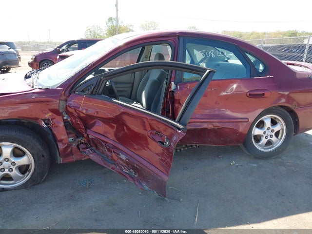 45082063 :رقم المزاد ، 1FAFP53225A208100 vin ، 2005 Ford Taurus Se مزاد بيع