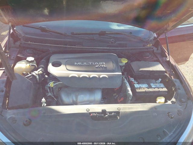 Продажа на аукционе авто 2015 Chrysler 200 C, vin: 1C3CCCCB4FN577276, номер лота: 45082080