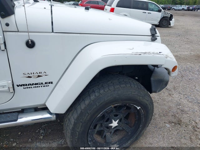 45082100 :رقم المزاد ، 1C4BJWEG3HL664737 vin ، 2017 Jeep Wrangler Unlimited Sahara 4x4 مزاد بيع
