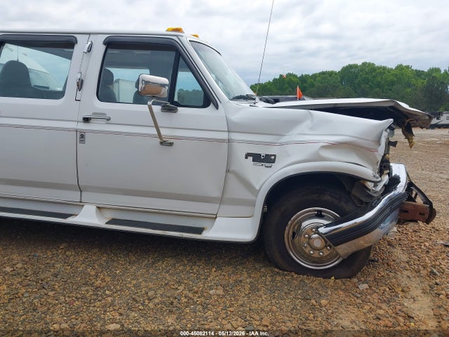 45082114 :رقم المزاد ، 1FTJW35F8TEB28608 vin ، 1996 Ford F350 مزاد بيع