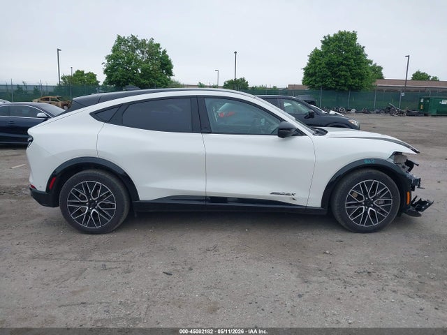 Ford Mustang Mach-e Premium 2024 3FMTK3SU5RMA36085 Image 13