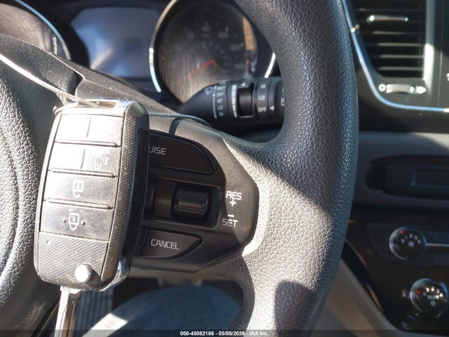 2018 Kia Sedona Lx მანქანა იყიდება აუქციონზე, vin: KNDMB5C18J6381981, აუქციონის ნომერი: 45082186