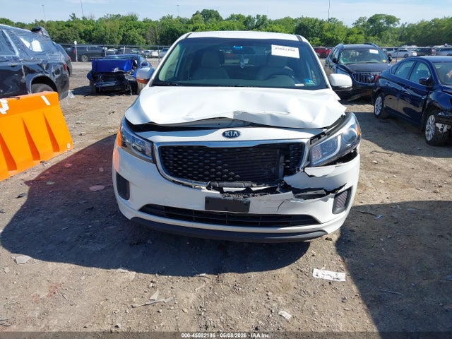 2018 Kia Sedona Lx მანქანა იყიდება აუქციონზე, vin: KNDMB5C18J6381981, აუქციონის ნომერი: 45082186