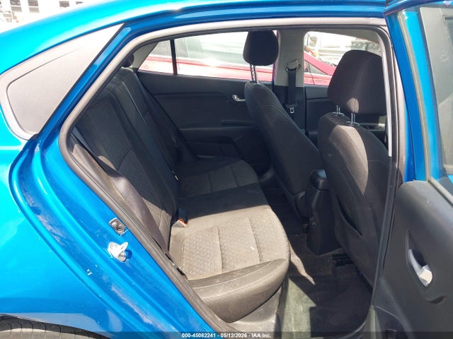 2022 Kia Rio S მანქანა იყიდება აუქციონზე, vin: 3KPA24AD0NE449829, აუქციონის ნომერი: 45082241