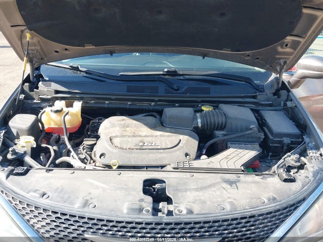 Продаж на аукціоні авто 2018 Chrysler Pacifica Touring L, vin: 2C4RC1BG4JR219050, номер лоту: 45082248