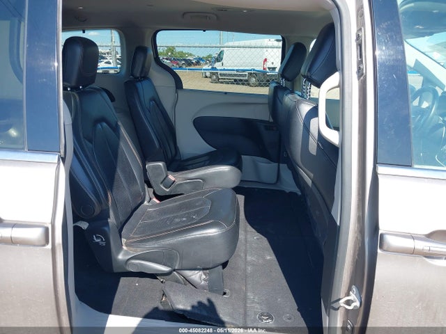 Продаж на аукціоні авто 2018 Chrysler Pacifica Touring L, vin: 2C4RC1BG4JR219050, номер лоту: 45082248