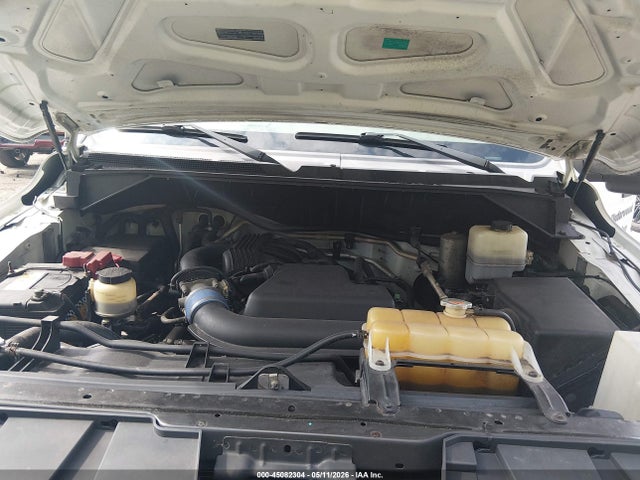 45082304 :رقم المزاد ، 1N6BF0KL6FN809235 vin ، 2015 Nissan Nv Cargo Nv1500 S V6 مزاد بيع