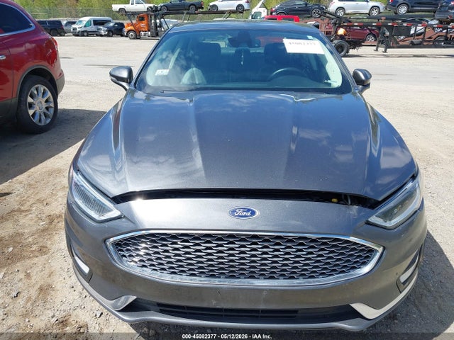 Ford Fusion Hybrid Titanium 2019 3FA6P0RU8KR140754 Image 12