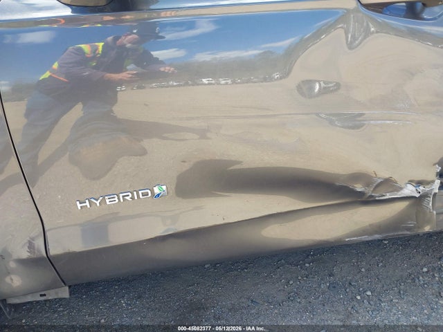 Ford Fusion Hybrid Titanium 2019 3FA6P0RU8KR140754 Image 18