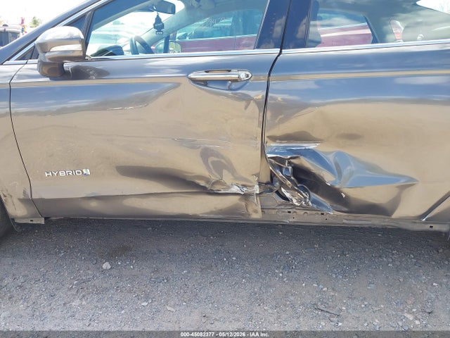 Ford Fusion Hybrid Titanium 2019 3FA6P0RU8KR140754 Image 6