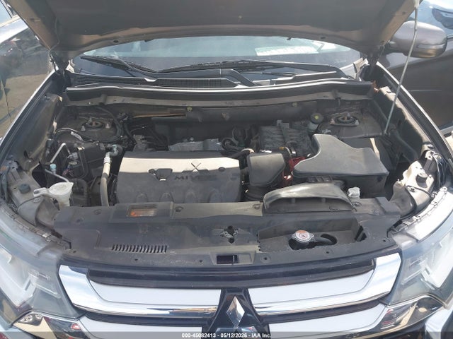 Продаж на аукціоні авто 2016 Mitsubishi Outlander Se, vin: JA4AD3A3XGZ013888, номер лоту: 45082413
