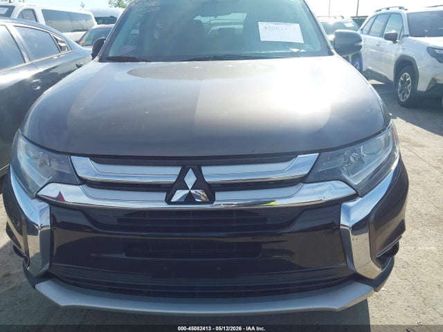 Продаж на аукціоні авто 2016 Mitsubishi Outlander Se, vin: JA4AD3A3XGZ013888, номер лоту: 45082413
