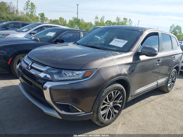 Продаж на аукціоні авто 2016 Mitsubishi Outlander Se, vin: JA4AD3A3XGZ013888, номер лоту: 45082413