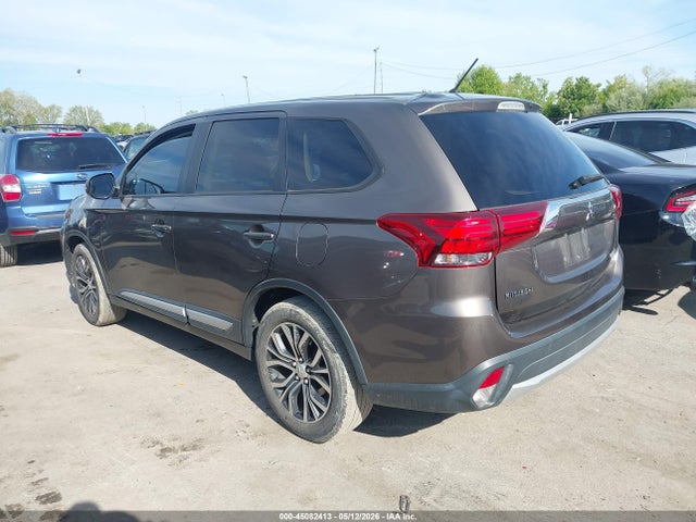 Продаж на аукціоні авто 2016 Mitsubishi Outlander Se, vin: JA4AD3A3XGZ013888, номер лоту: 45082413