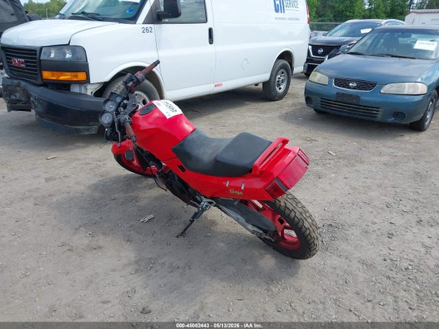 2000 Kawasaki Ex250 F მანქანა იყიდება აუქციონზე, vin: JKAEXMF11YA070678, აუქციონის ნომერი: 45082443